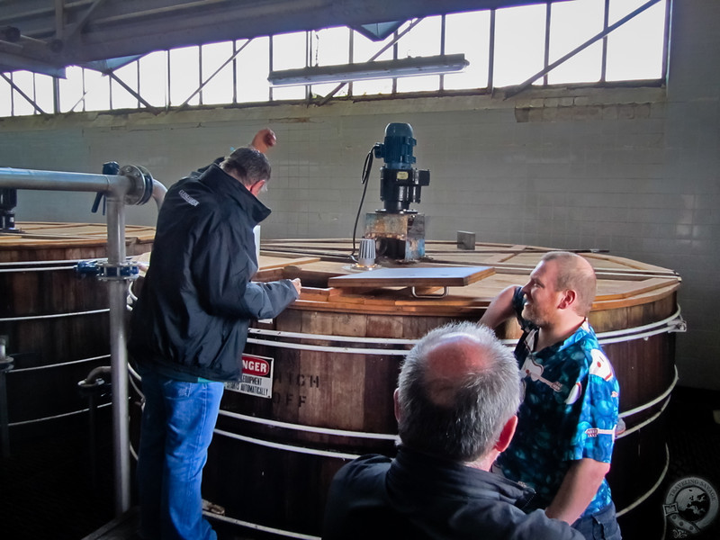 Ronnie Draws a Sample from a Washback