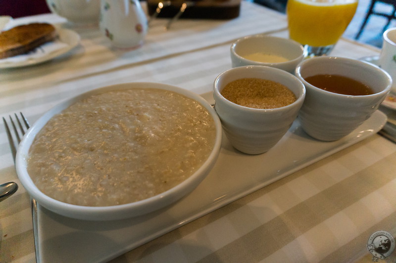 Compartmentalized oatmeal