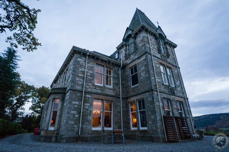 Knockendarroch House in the evening light