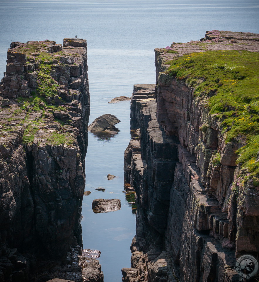 Cliff cleft