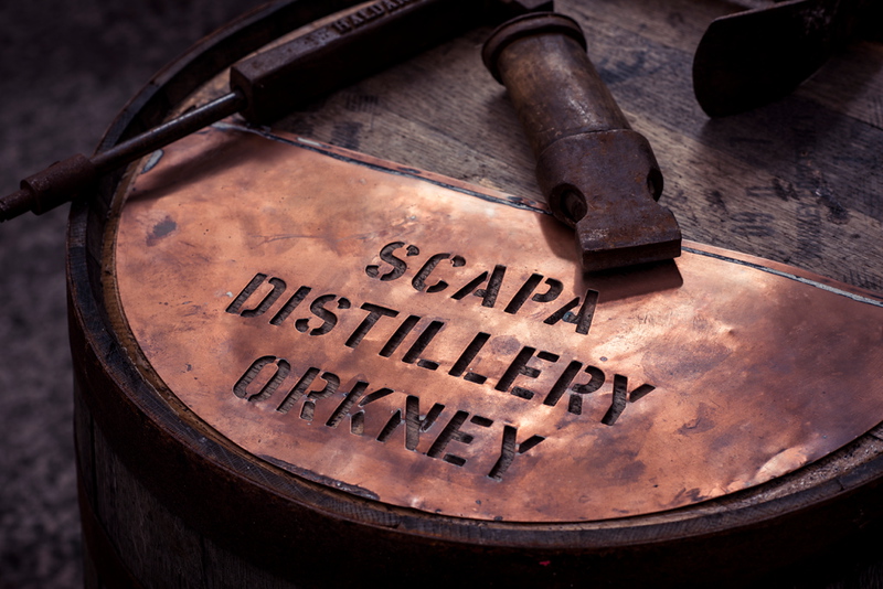 Stencilling the casks